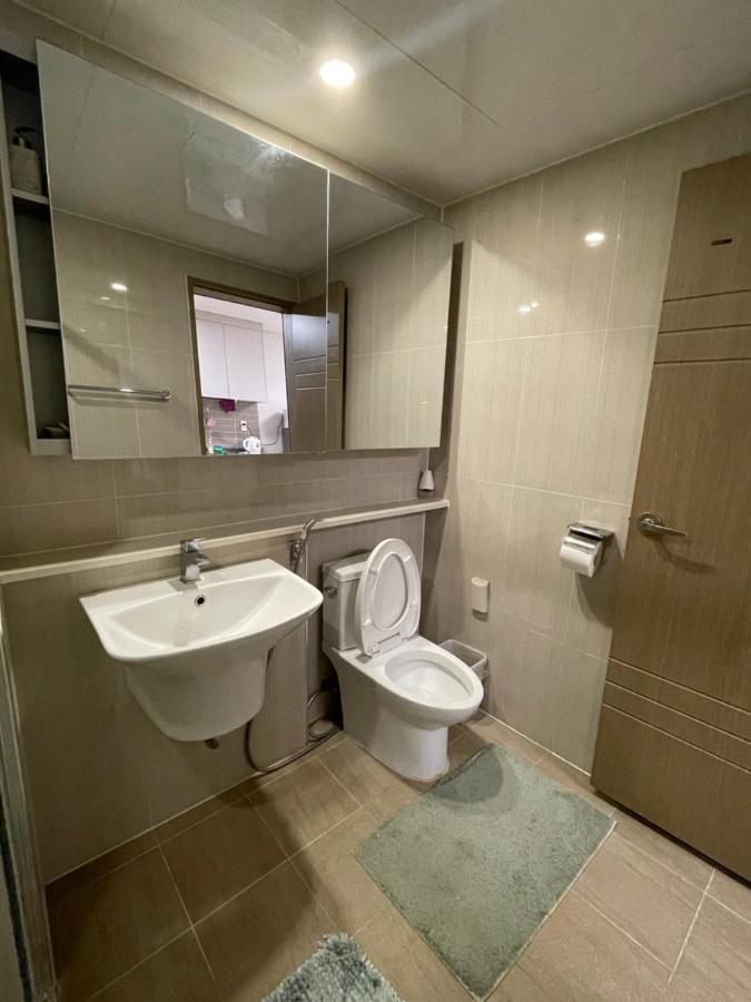 Spacious Luxury Condo W/ Kitchen Beside Hilton Clark D'Heights Angeles Exterior photo